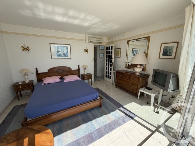 Appartement F4 à vendre - 4 pièces - 79.46 m2 - ROYAN - 17 - POITOU-CHARENTES - Century 21 Grand Large