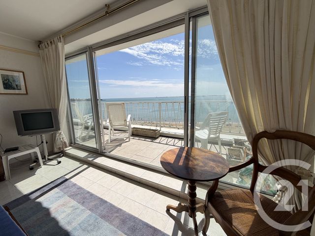 Appartement F4 à vendre - 4 pièces - 79.46 m2 - ROYAN - 17 - POITOU-CHARENTES - Century 21 Grand Large