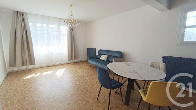 Appartement F3 à louer - 3 pièces - 78.13 m2 - ROYAN - 17 - POITOU-CHARENTES - Century 21 Grand Large