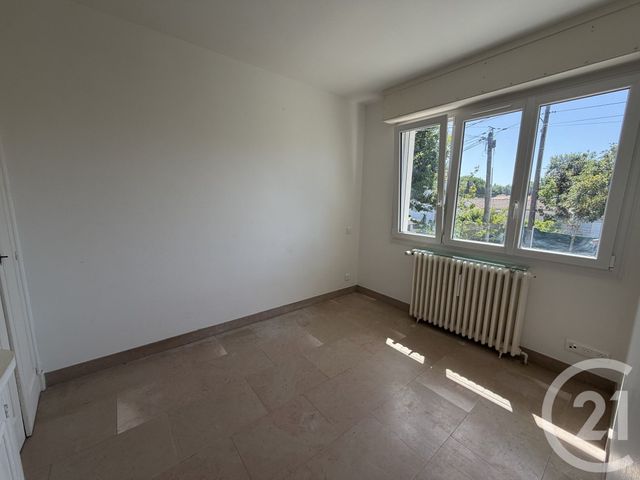 Appartement F5 à louer - 5 pièces - 129.2 m2 - ROYAN - 17 - POITOU-CHARENTES - Century 21 Grand Large