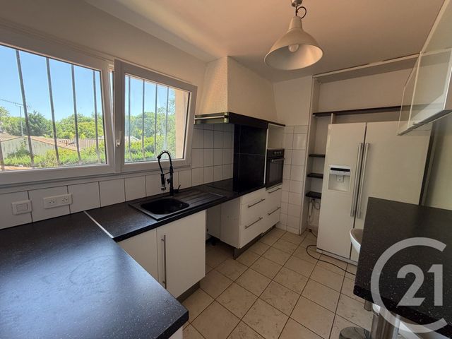 Appartement F5 à louer - 5 pièces - 129.2 m2 - ROYAN - 17 - POITOU-CHARENTES - Century 21 Grand Large