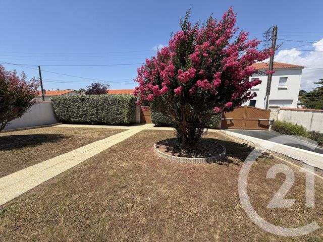 maison à vendre - 7 pièces - 187.82 m2 - ROYAN - 17 - POITOU-CHARENTES - Century 21 Grand Large