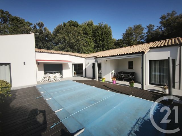 maison à vendre - 7 pièces - 188.23 m2 - MESCHERS SUR GIRONDE - 17 - POITOU-CHARENTES - Century 21 Grand Large