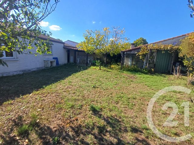 maison à vendre - 4 pièces - 85.28 m2 - SEMUSSAC - 17 - POITOU-CHARENTES - Century 21 Grand Large